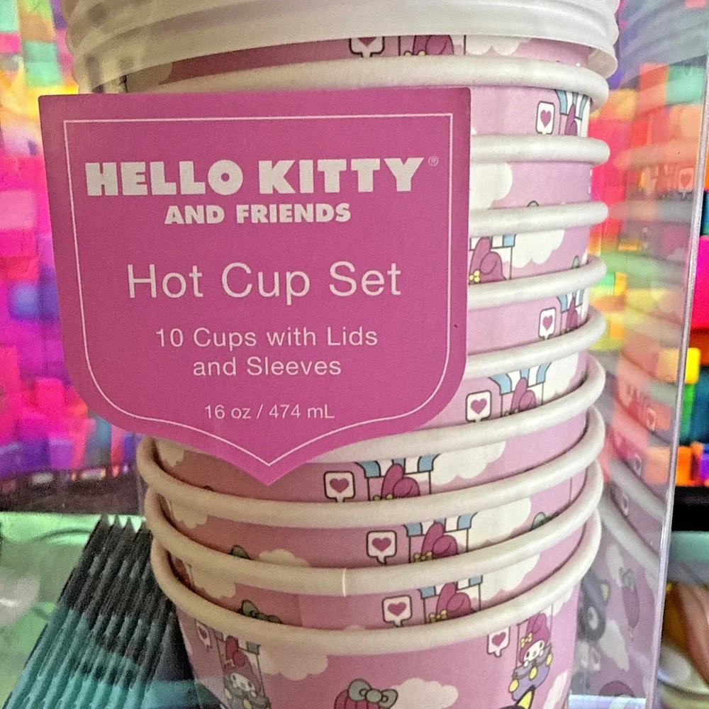 Sanrio Hello Kitty & Friends Cup Set 16oz 10 Cups Lids Sleeves Travel Balloon